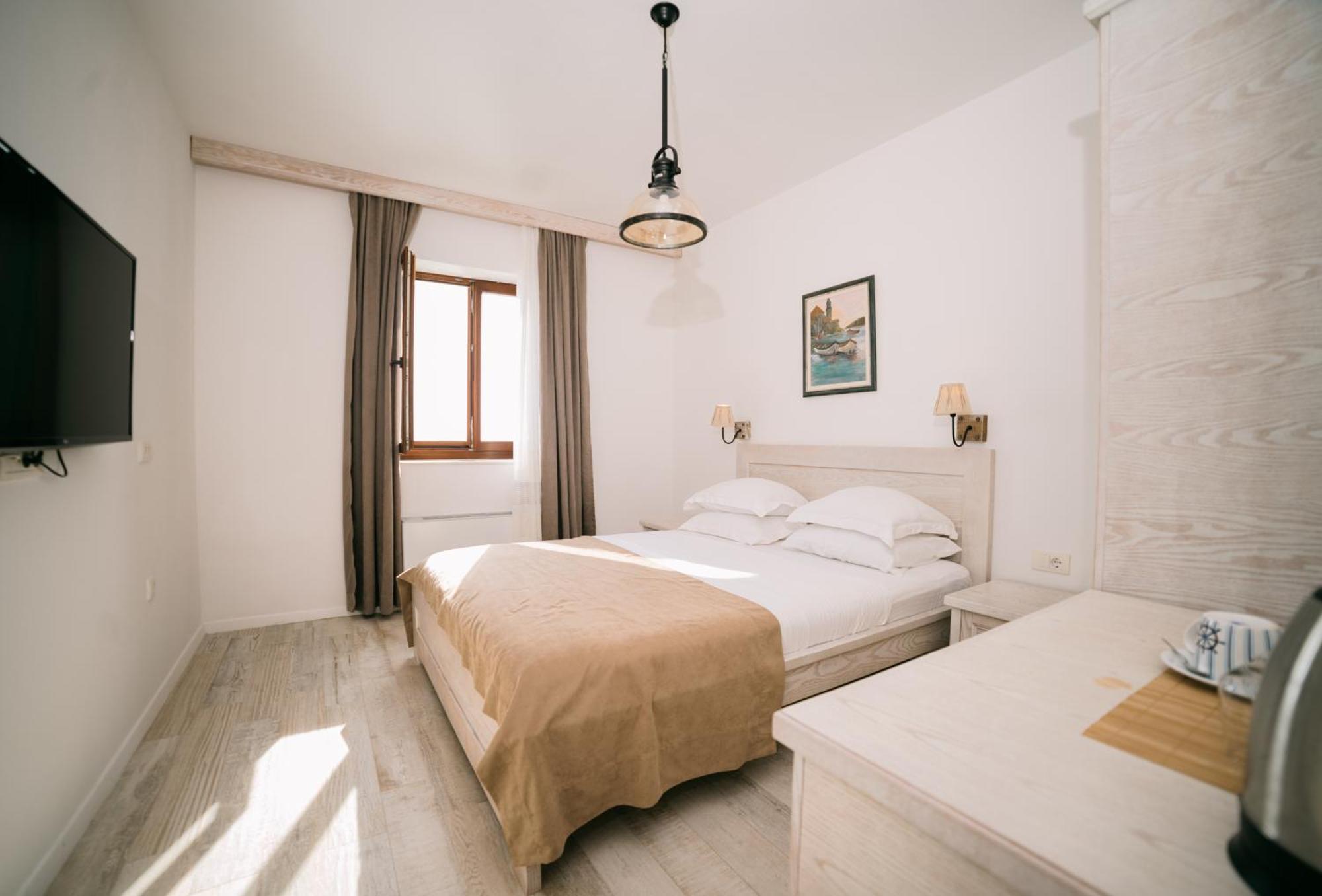 אולסינץ' Hotel Pirate Old Town מראה חיצוני תמונה